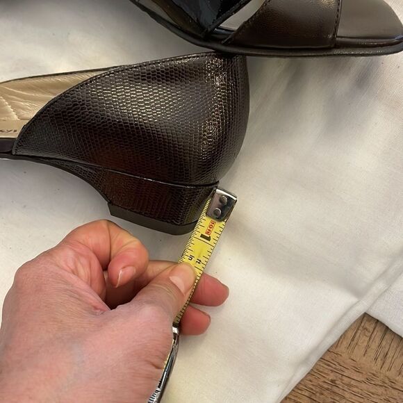 PETER KAISER PATENT OPEN TOE SHOES.  NEW - Picture 6 of 7